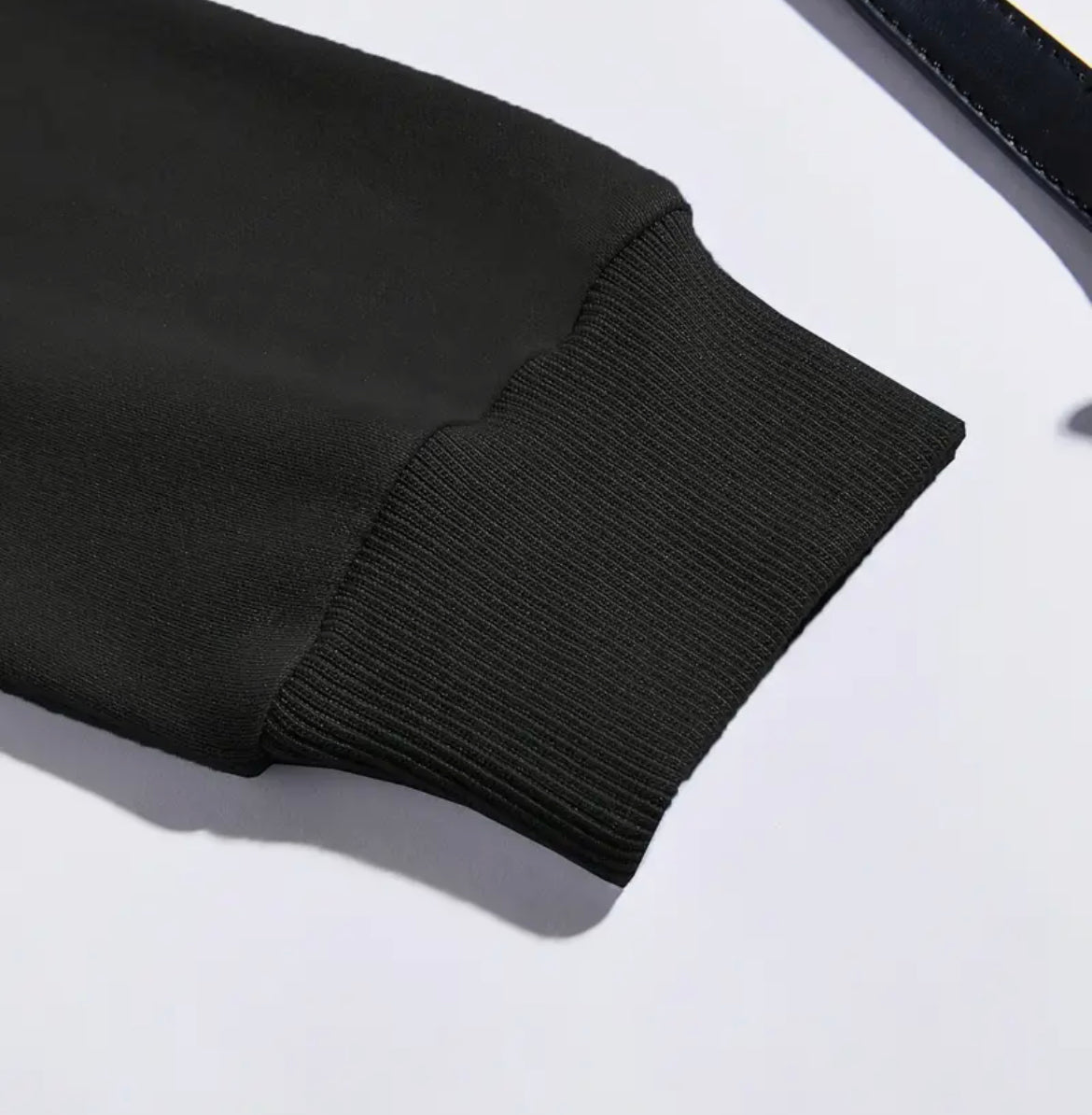 manica felpa nera con cappuccio Airsog